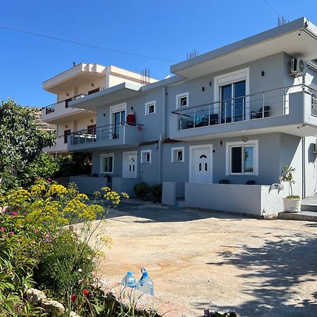 Eri Rooms Sarande Exterior photo
