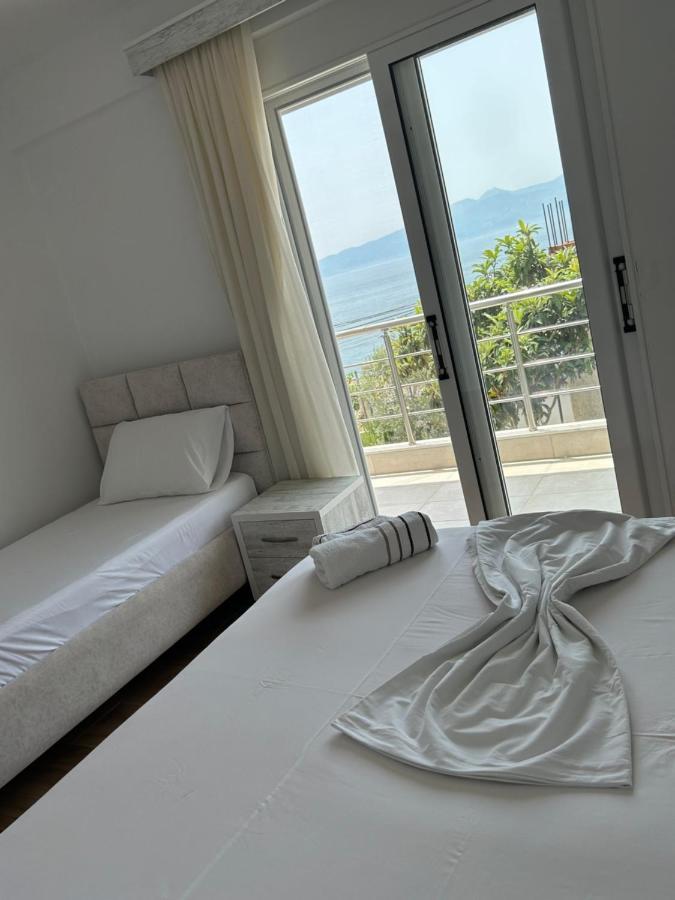 Eri Rooms Sarande Exterior photo