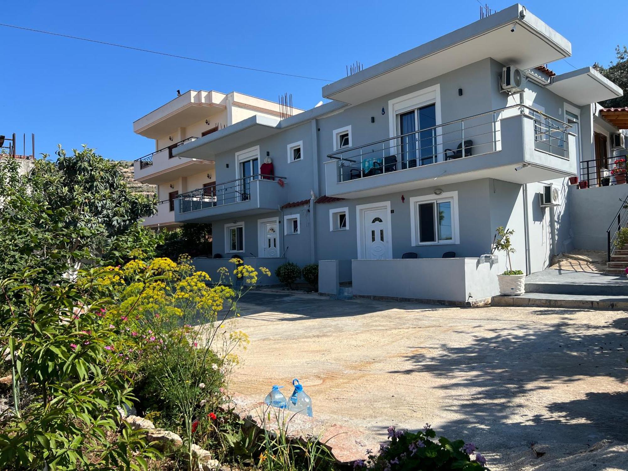 Eri Rooms Sarande Exterior photo